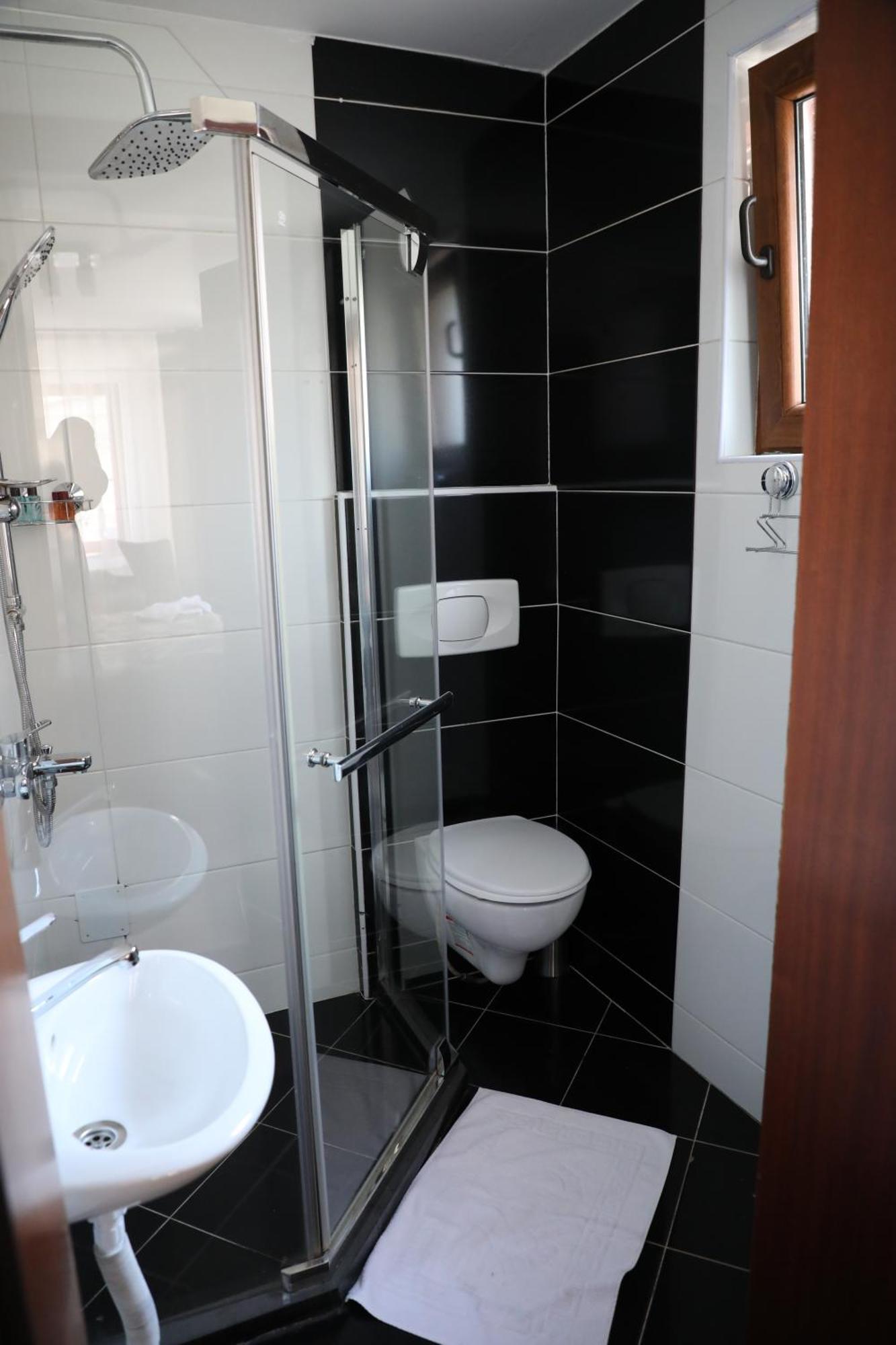 Bruti Hotel Prizren Kültér fotó